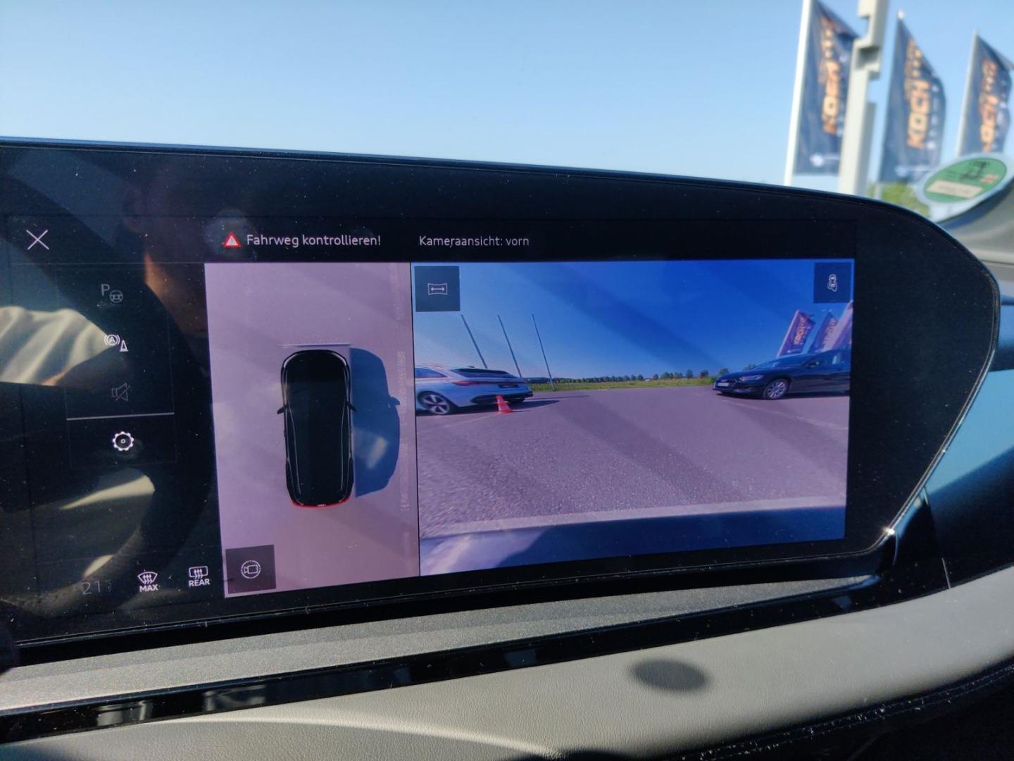 Image about Audi Q6 SUV e-tron e-tron quattro