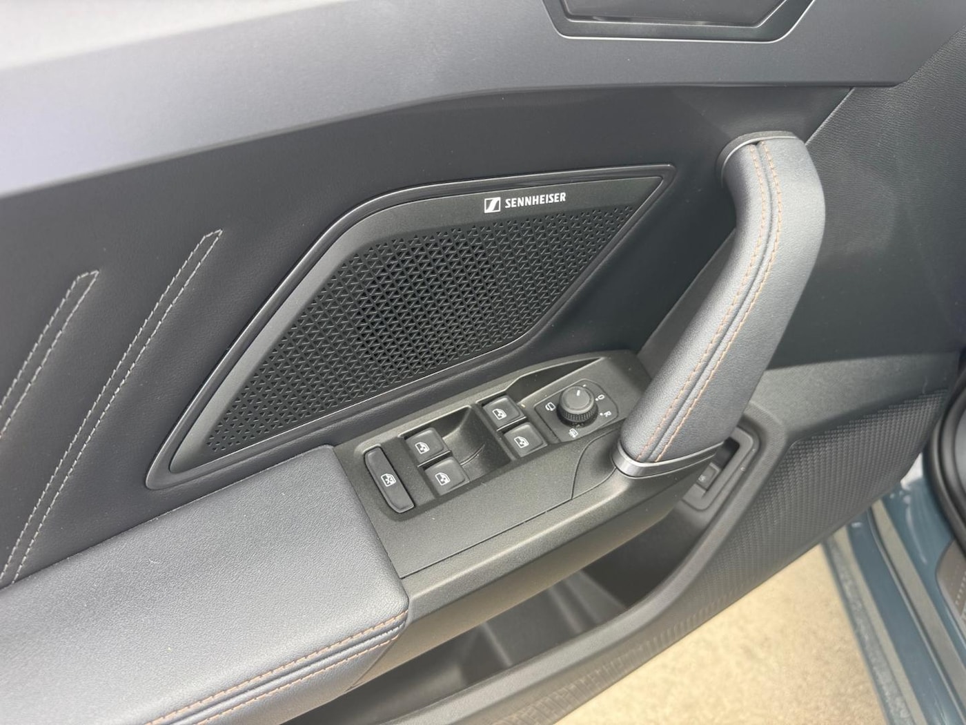 CUPRA Leon Sportstourer 1.5 TSI e-Hybrid VZ DSG 200 kW (272 CV) — photo 12