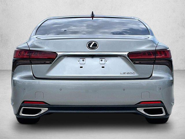 2022 Lexus