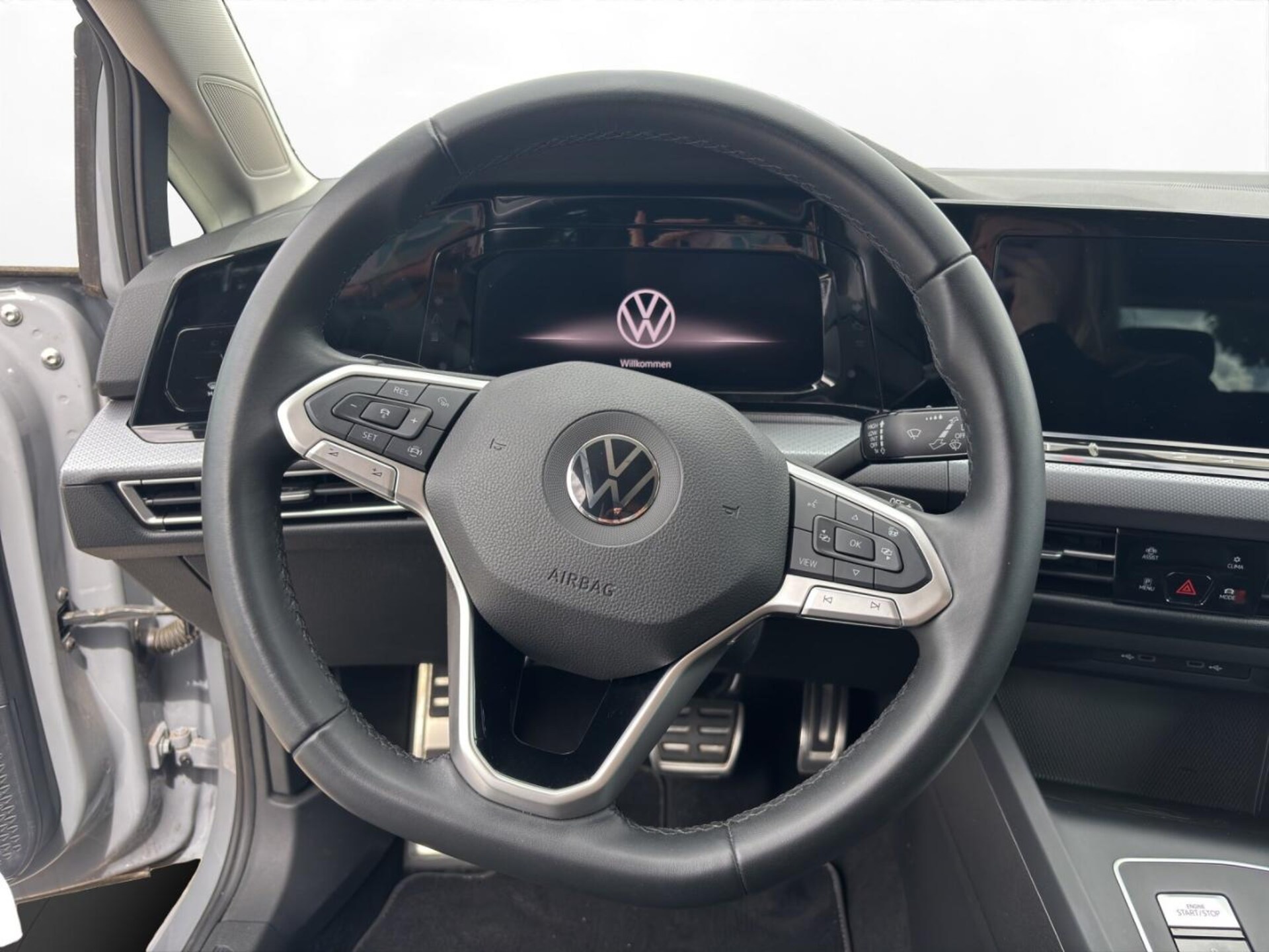 Volkswagen Golf Active