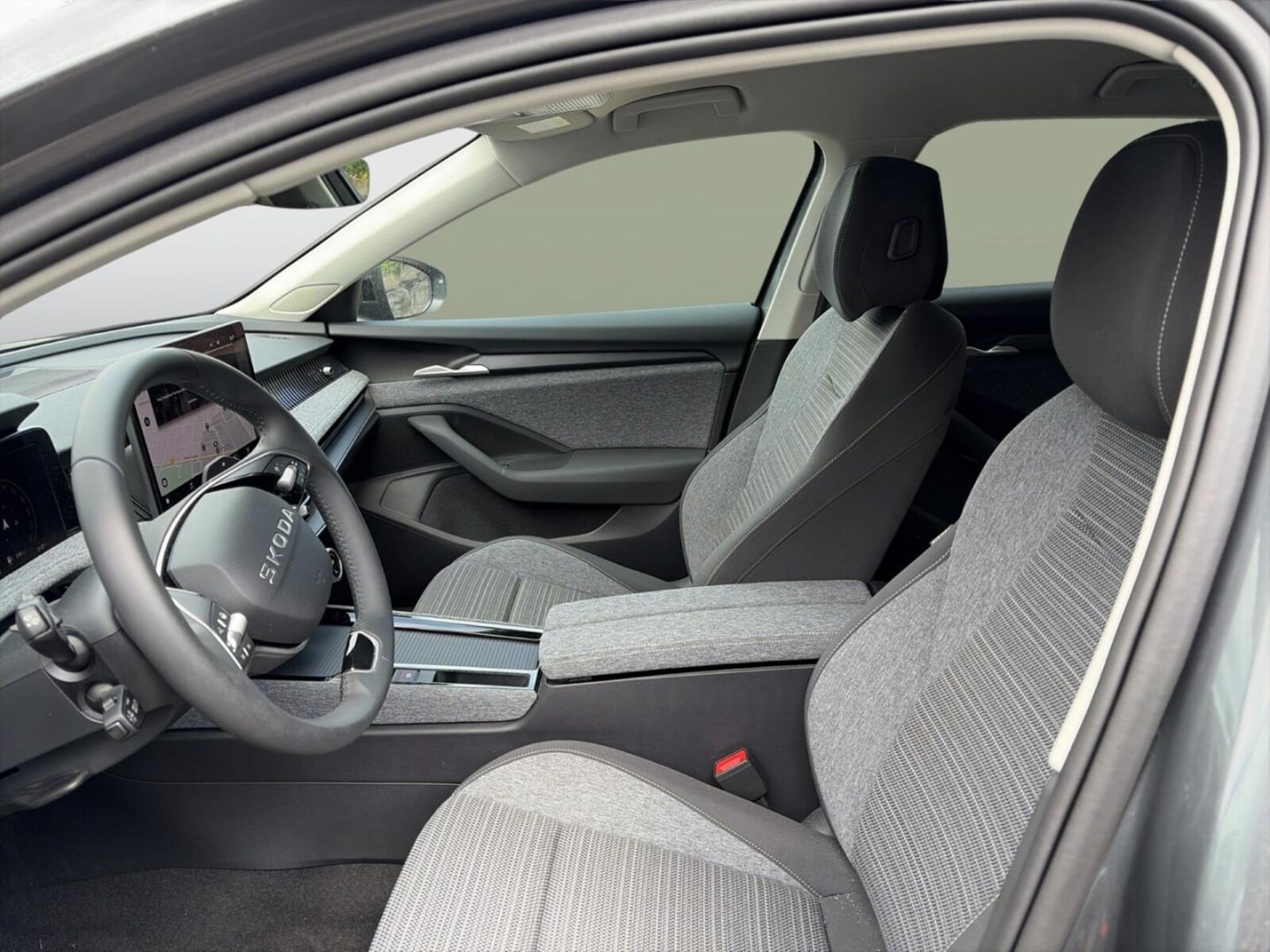Škoda Superb Combi – Bild 11