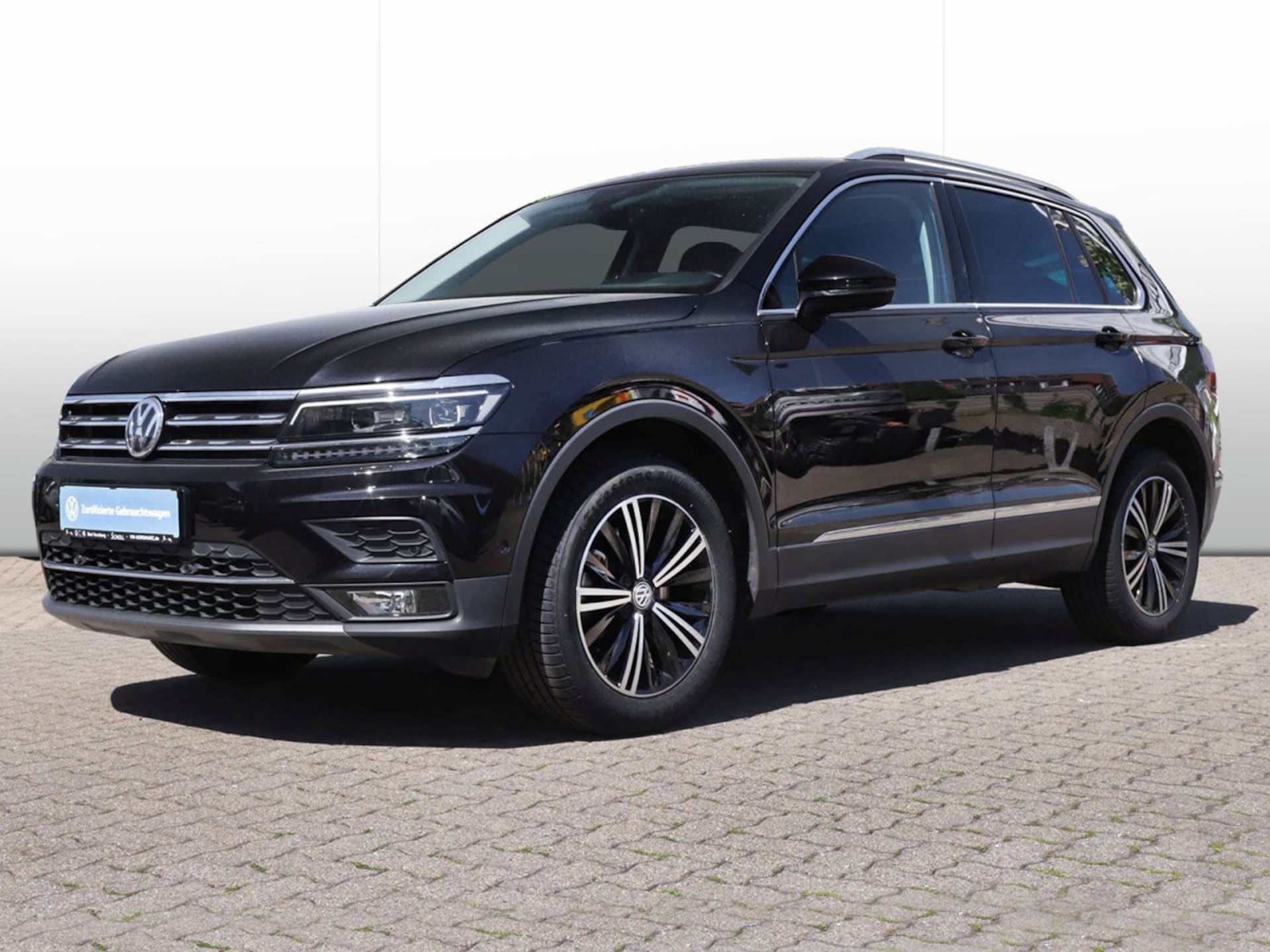 Volkswagen Tiguan — Volkswagen Tiguan Tiguan Highline 2.0 TSI 4MOTION, DSG, Navi, LED,