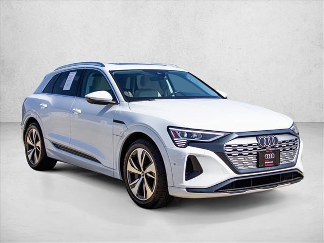2024 Audi Q8 e-tron
