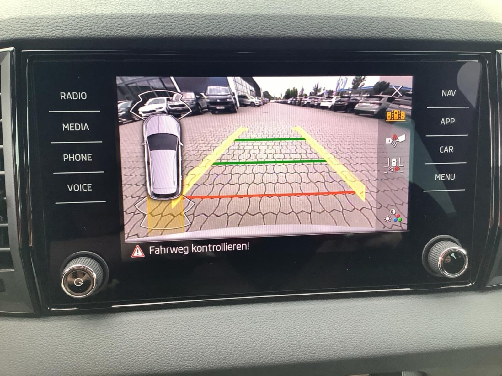 Škoda Karoq – Bild 4