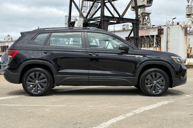 2024 Volkswagen Taos