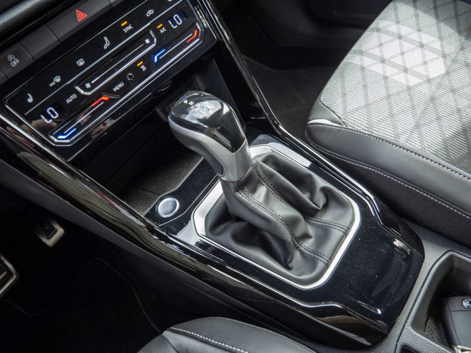 Volkswagen T-Roc – Bild 12