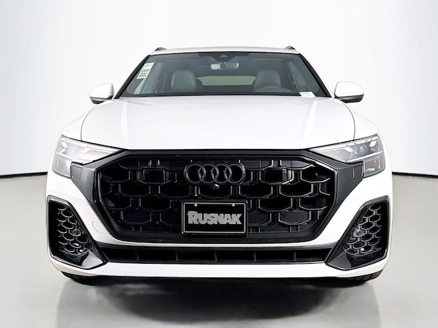 2026 Audi Q8