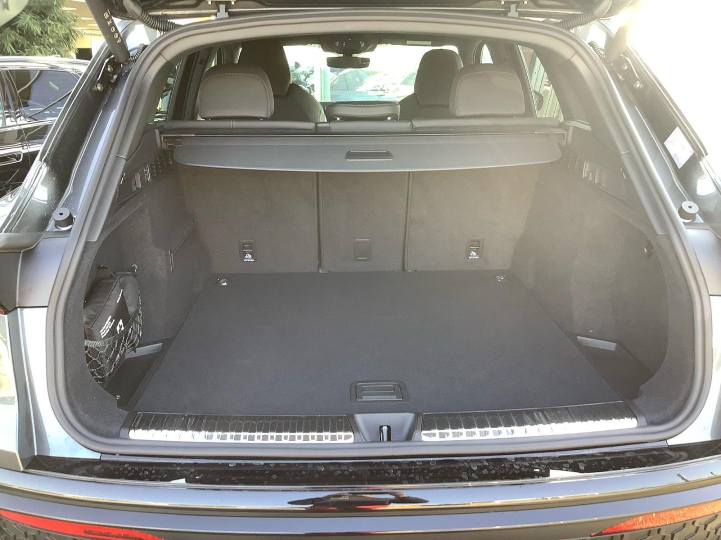 Image about Audi Q5 SUV TDI quattro 150 kW S tronic