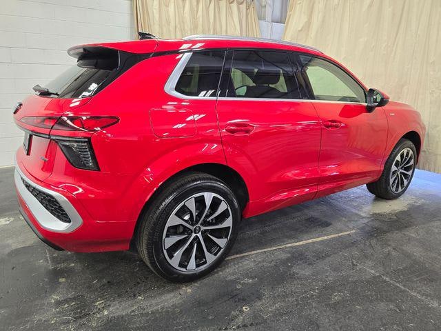 2026 Audi Q3 Base - Photo 6