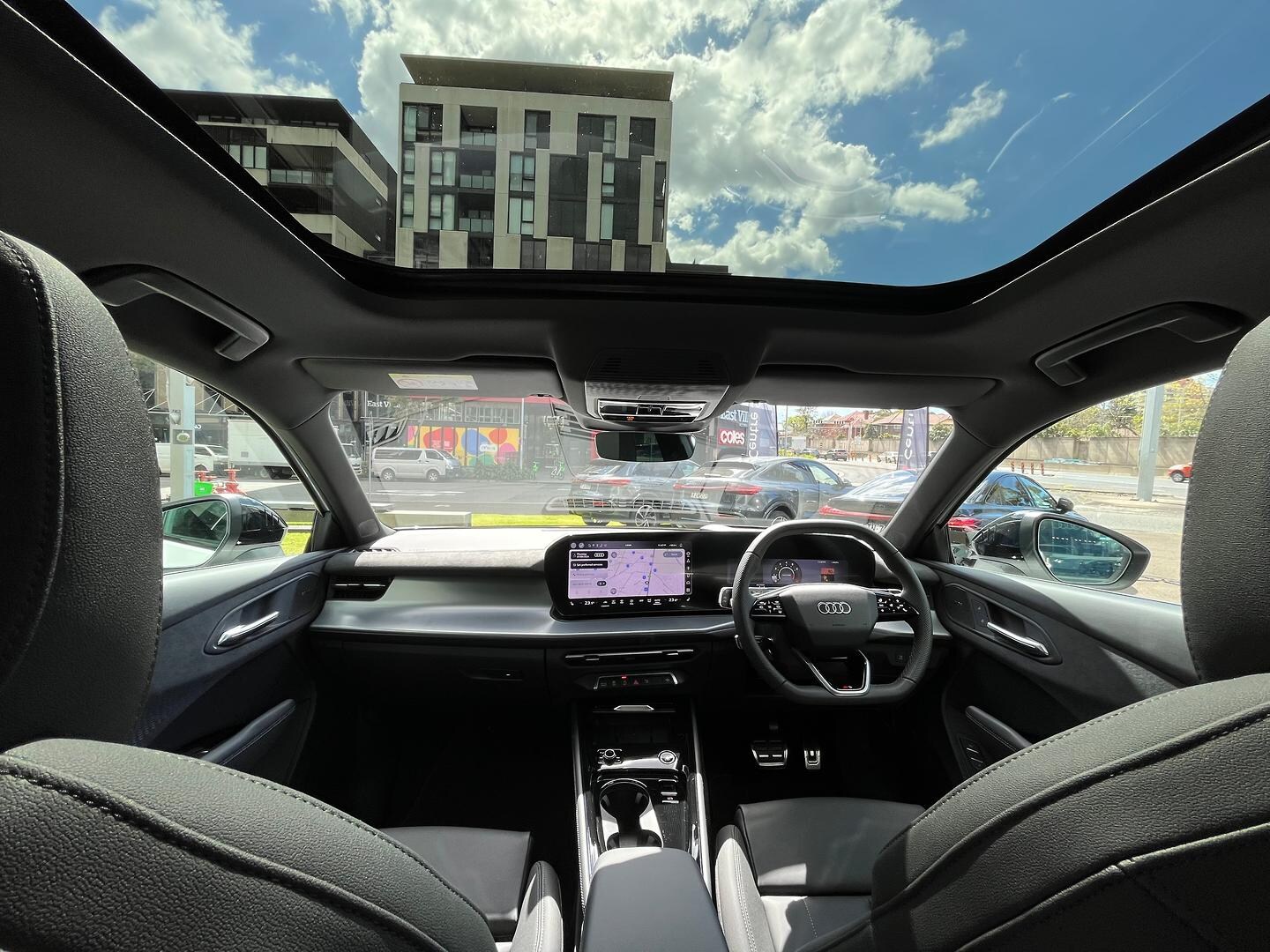Image about Audi Q3 Sportback TFSI quattro 195 kW
