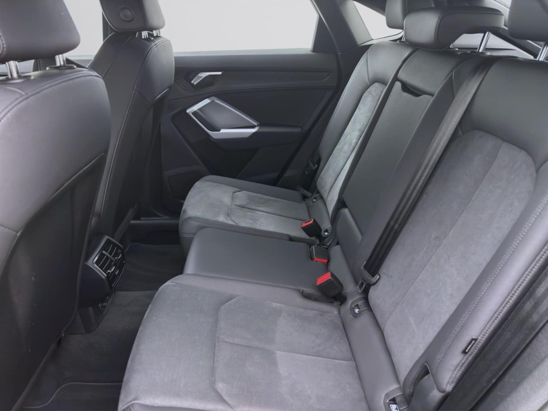 Audi Q3 Sportback S line
