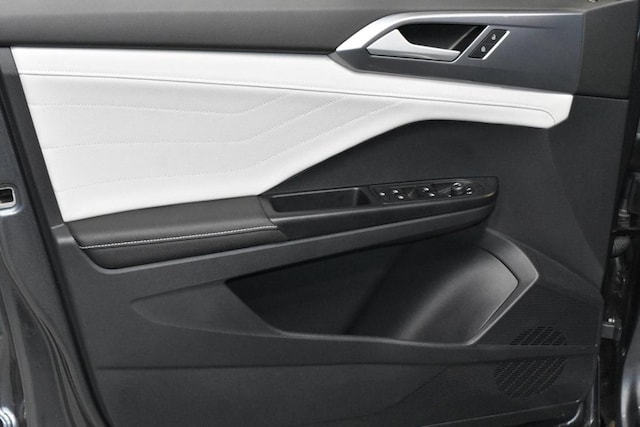 2025 Volkswagen Taos