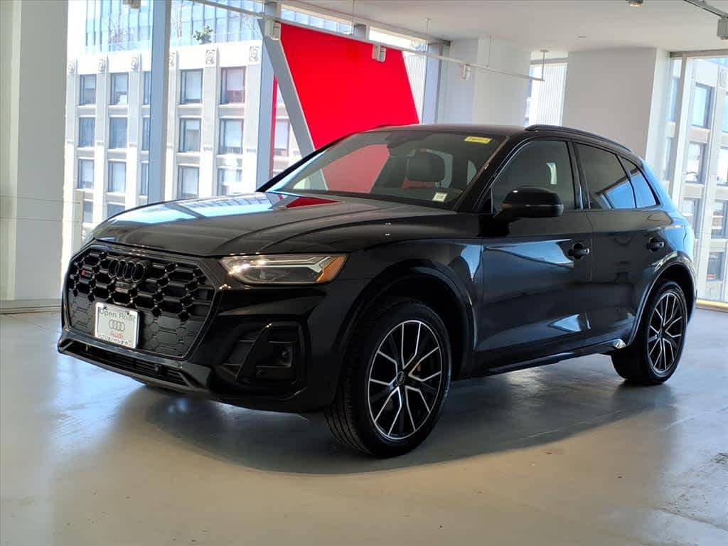 2023 Audi SQ5 Premium Plus's photo