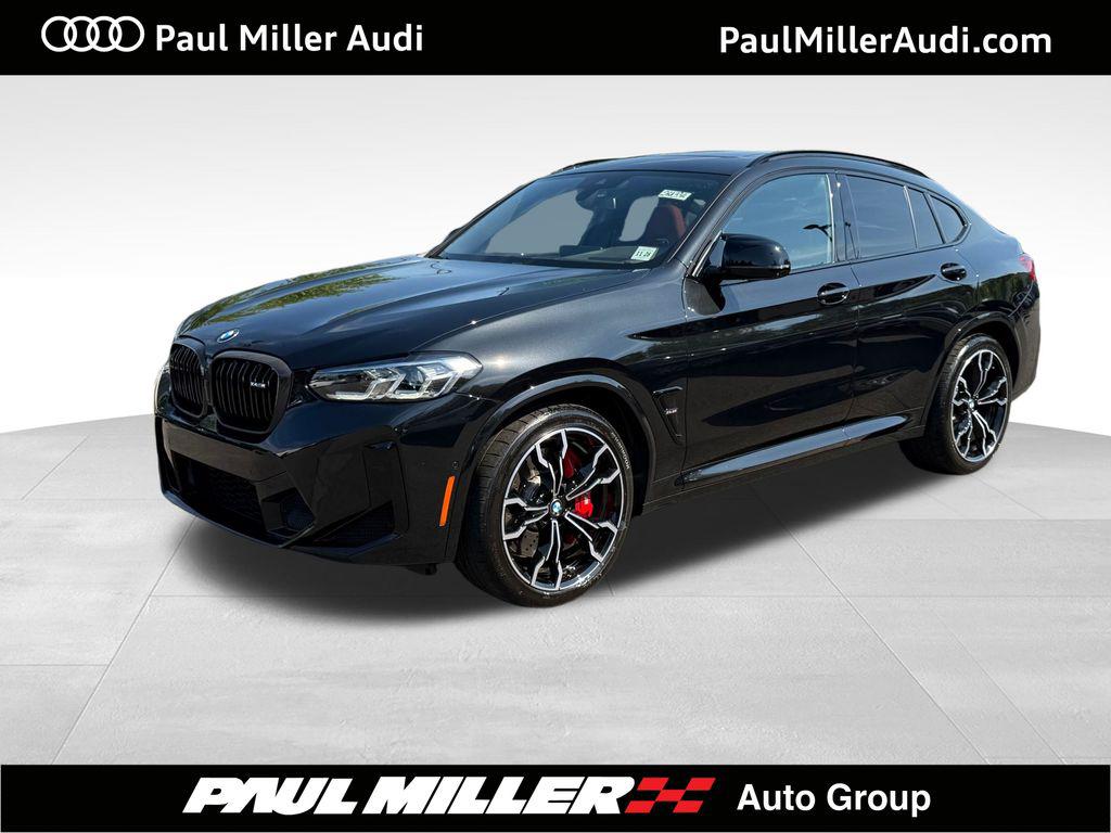 2024 BMW X4 M -'s photo