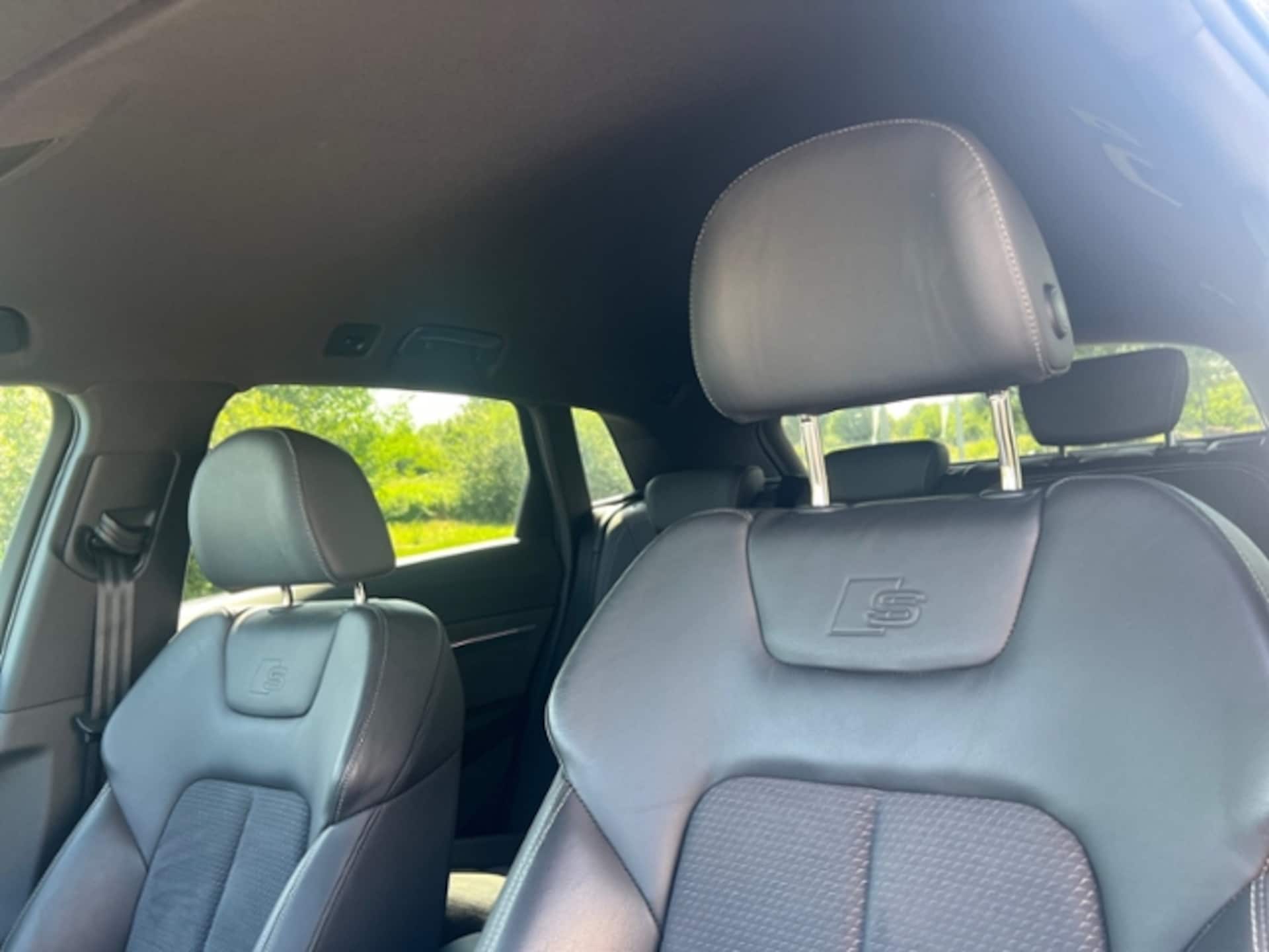 Audi e-tron S line