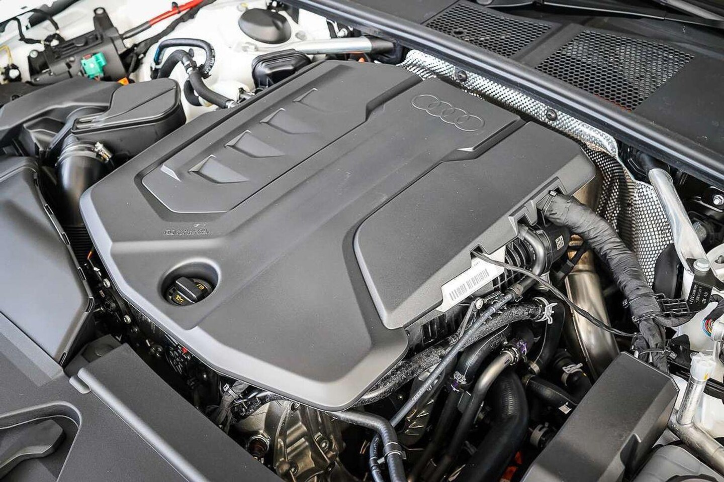 Image about Audi A5 Sedan TFSI e e-hybrid quattro 270 kW S tronic