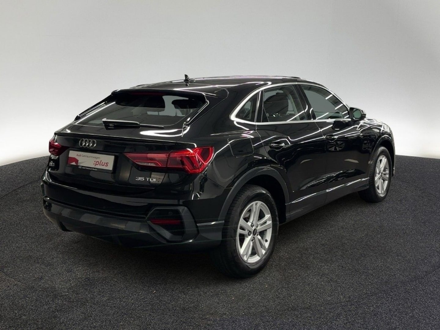 Bild über Audi Q3 Sportback 35 TDI S tronic - für weitere Informationen kontaktieren Sie den Audi Partner