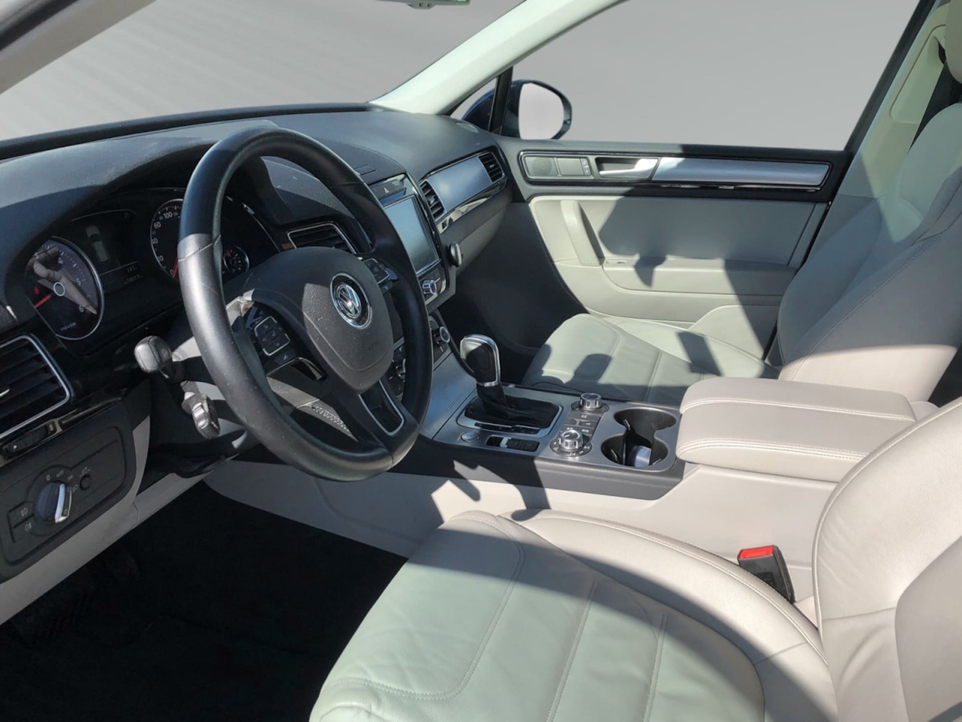 Volkswagen Touareg Basis-Modell
