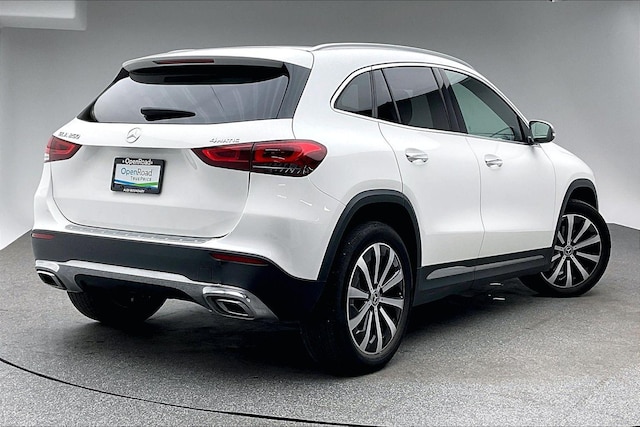 2021 Mercedes-Benz GLA 250