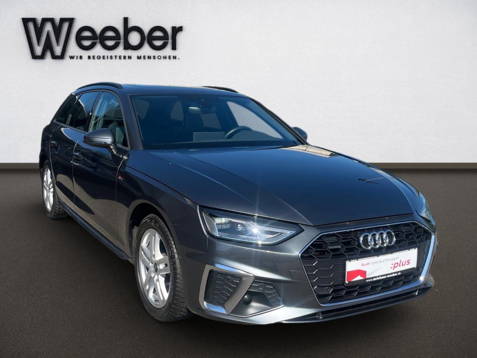 Audi A4 Avant S line