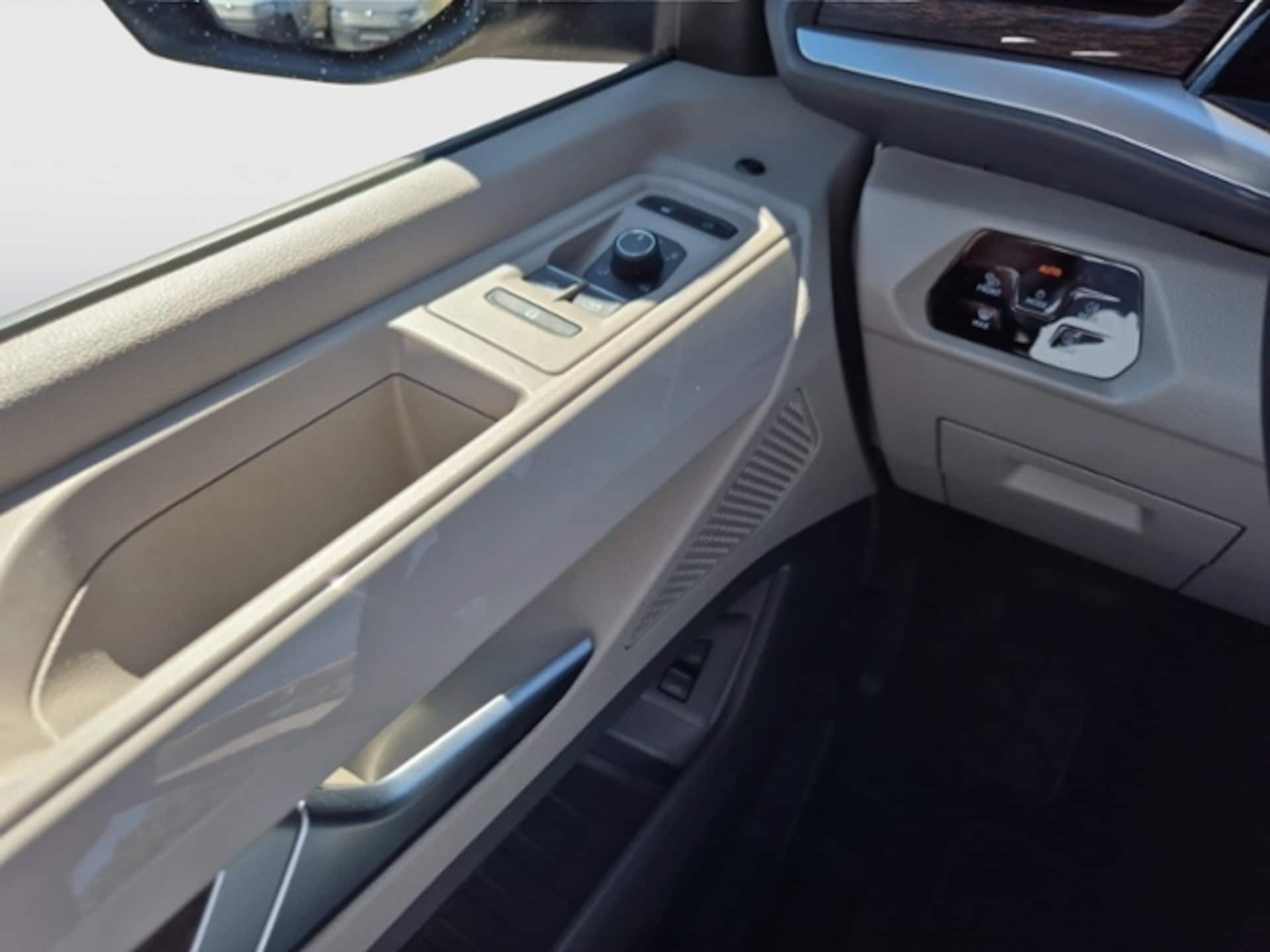 Volkswagen Multivan Langversion Style