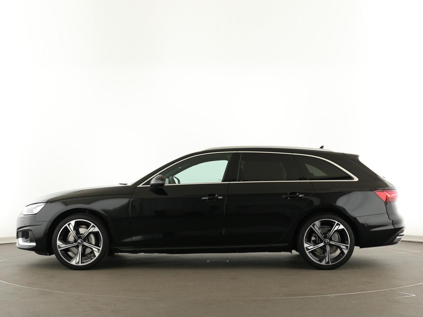 Bild über Audi A4 Avant advanced 40 TFSI quattro S tronic - für weitere Informationen kontaktieren Sie den Audi Partner
