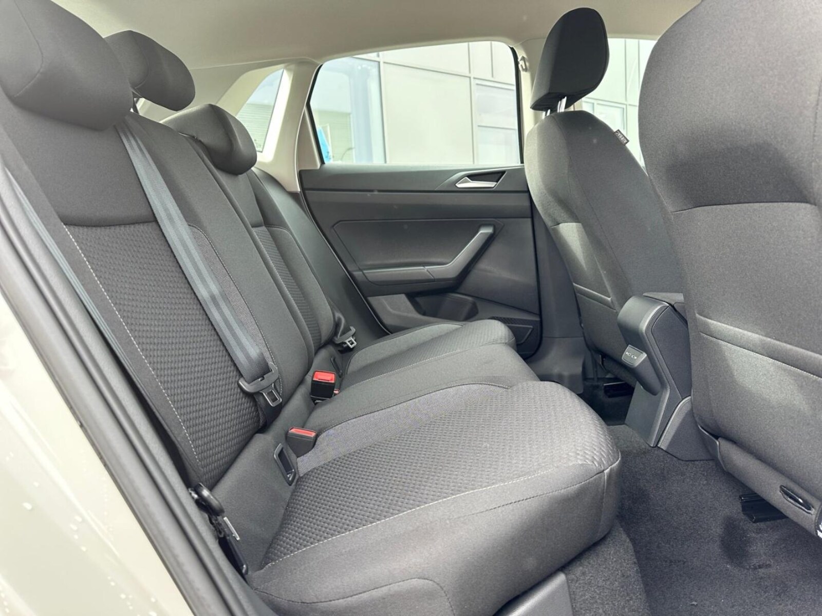Volkswagen Polo – Bild 11