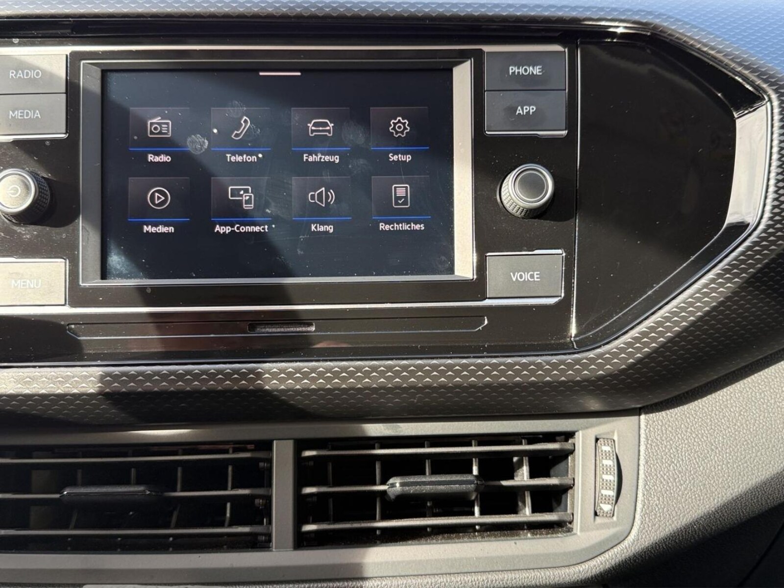 Volkswagen T-Cross – Bild 11