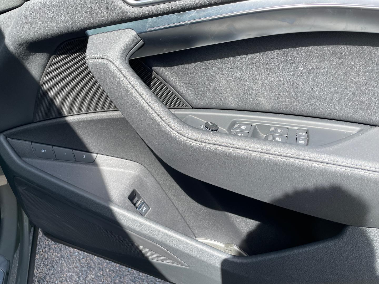 Image about Audi Q8 Sportback e-tron 55 e-tron quattro