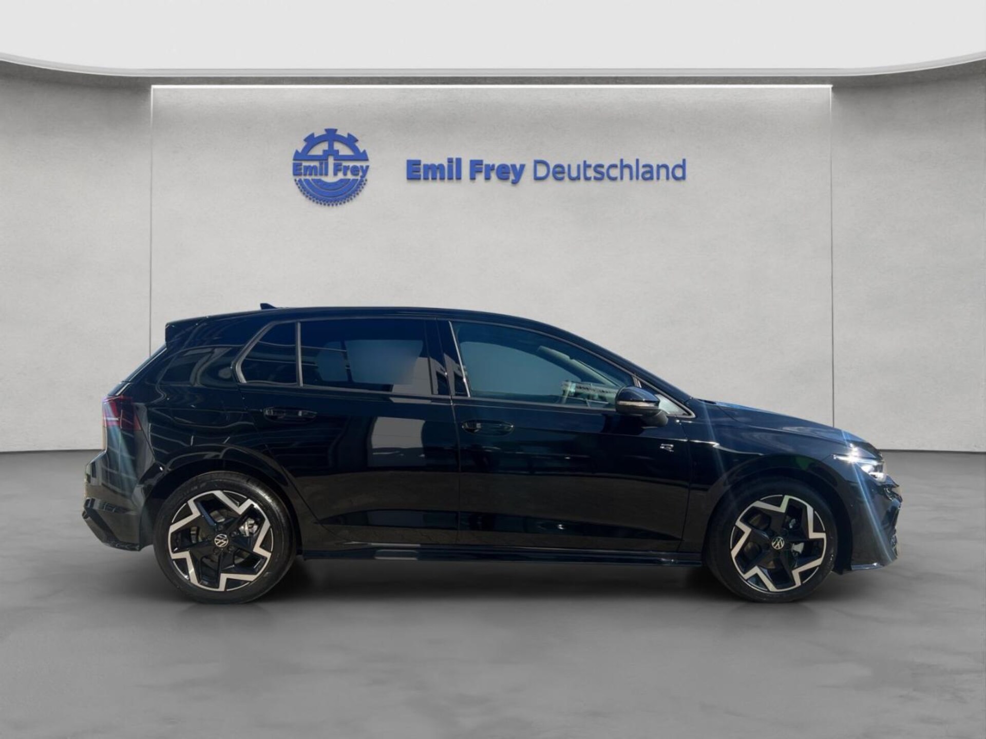 Volkswagen Golf R-Line