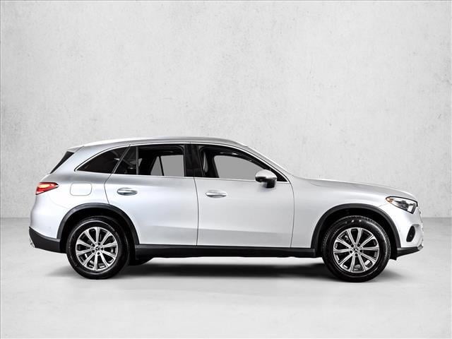 2023 Mercedes-Benz GLC 300