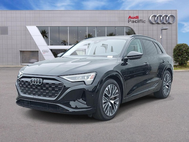 2024 Audi Q8 e-tron