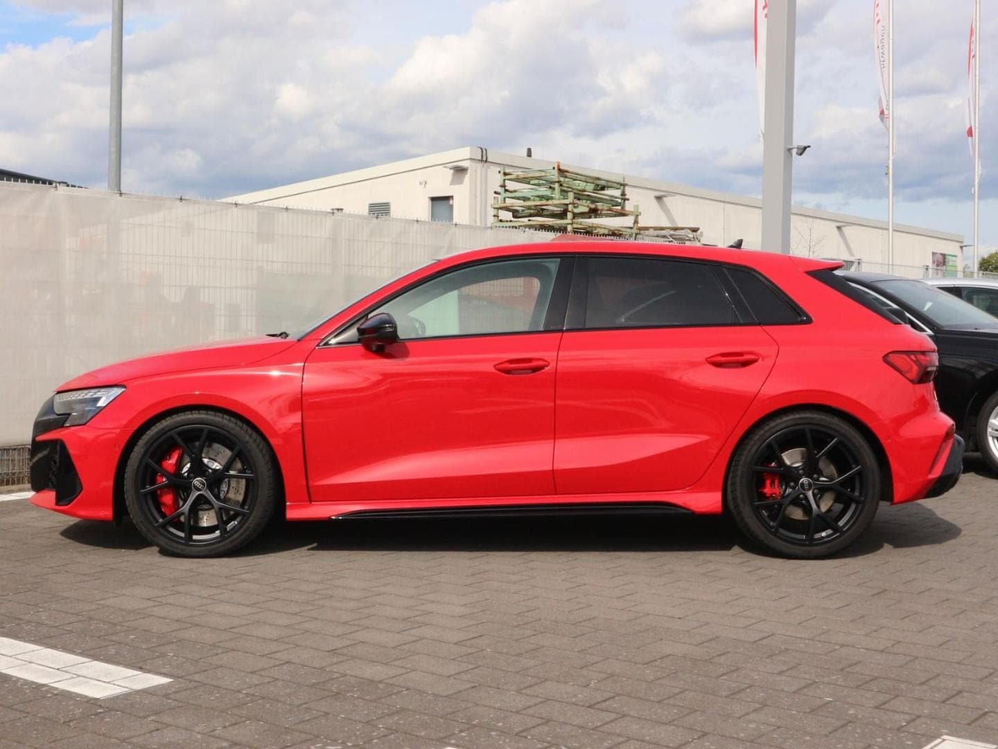 Bild über Audi RS 3 Sportback RS 3 Sportback 294 kW S tronic - für weitere Informationen kontaktieren Sie den Audi Partner