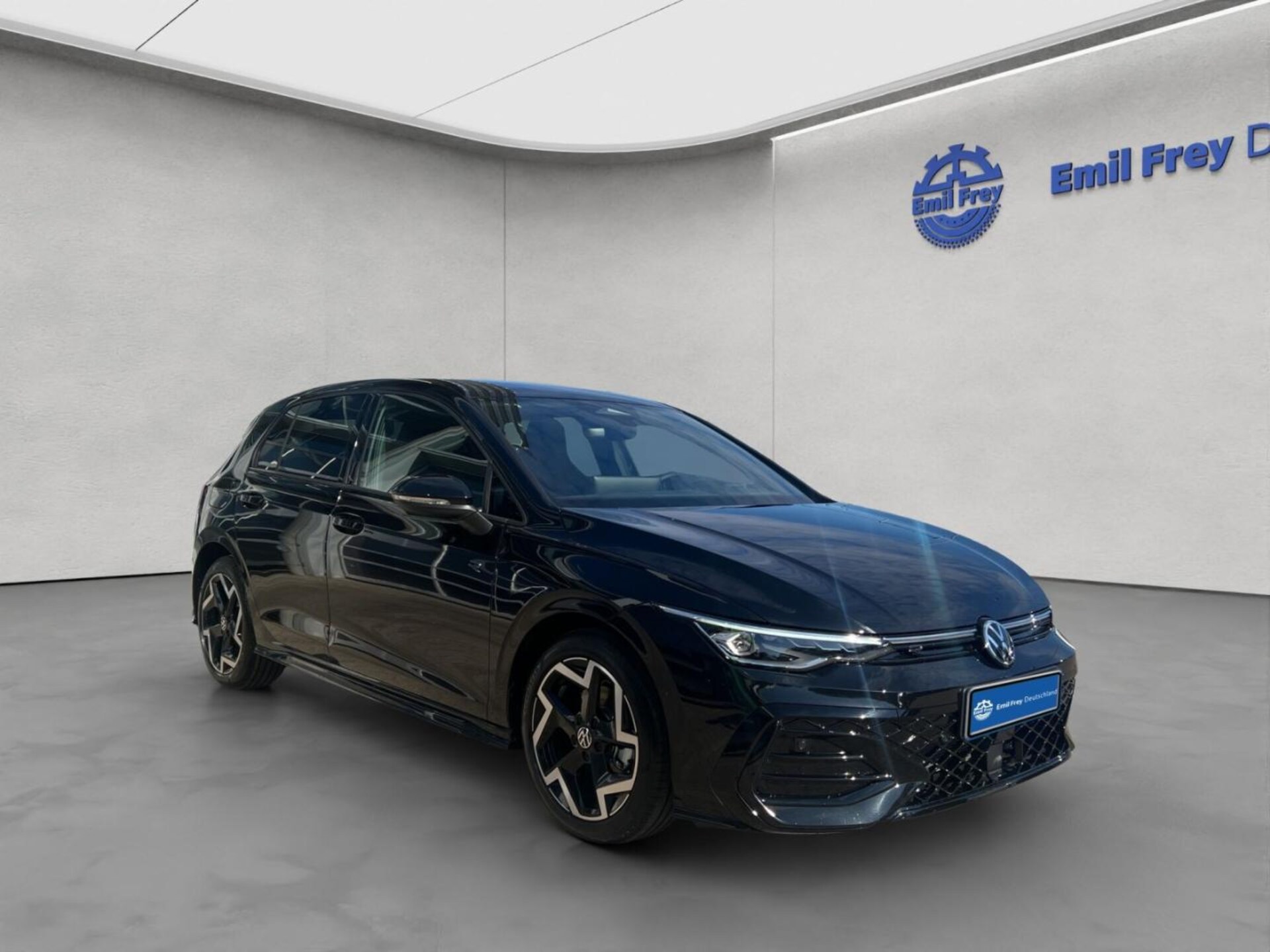 Volkswagen Golf R-Line