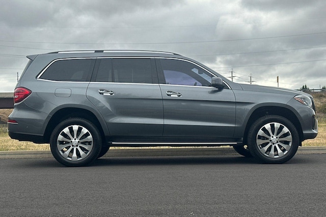 2017 Mercedes-Benz GLS 450