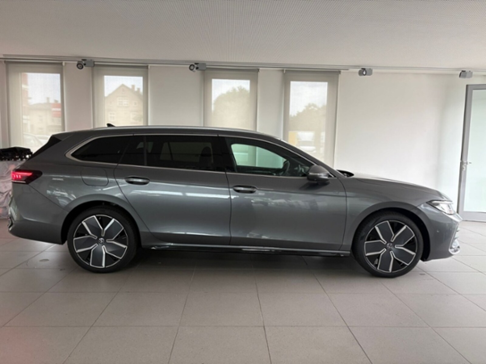 Volkswagen Passat – Bild 6