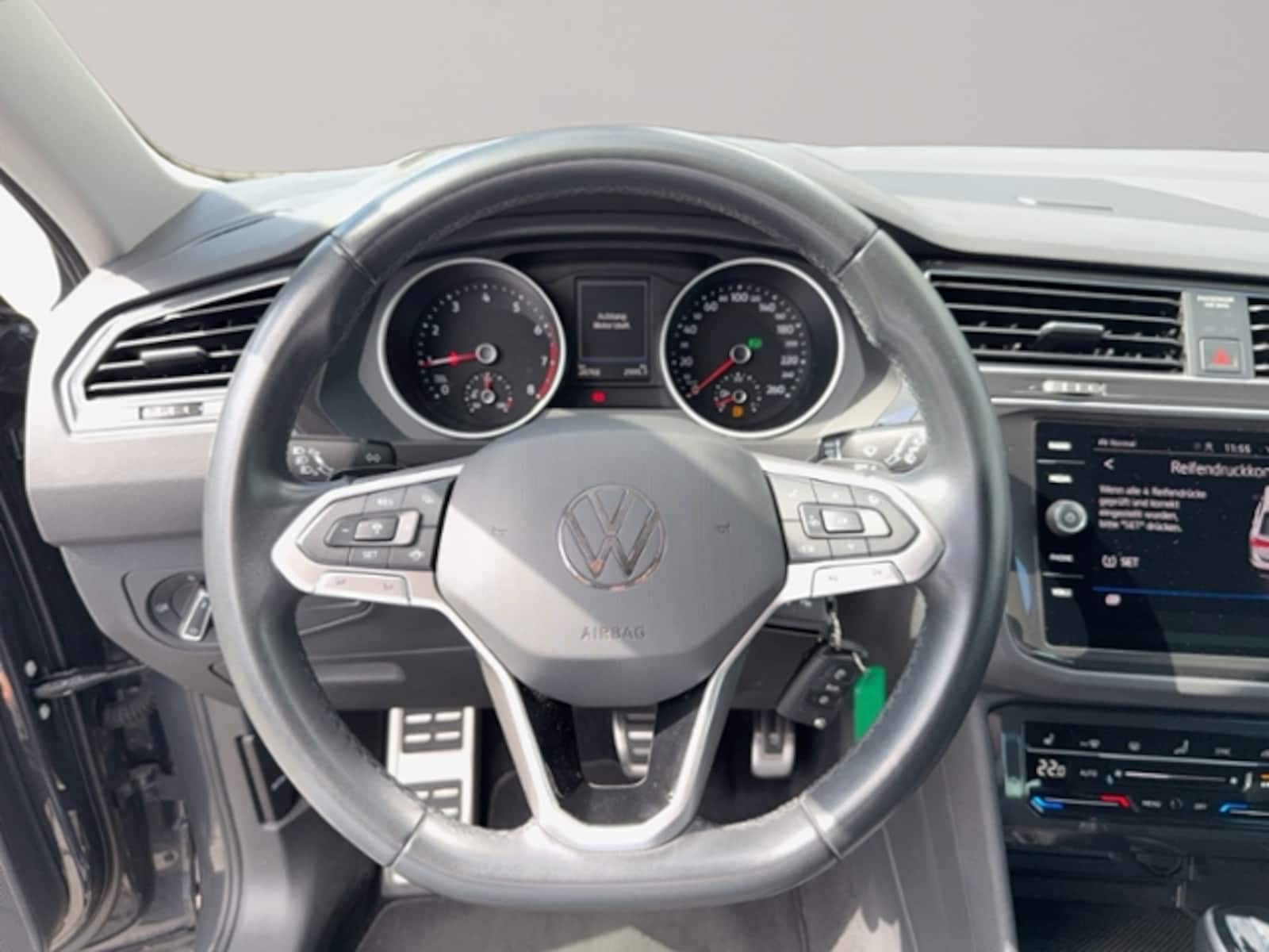 Volkswagen Tiguan – Bild 11