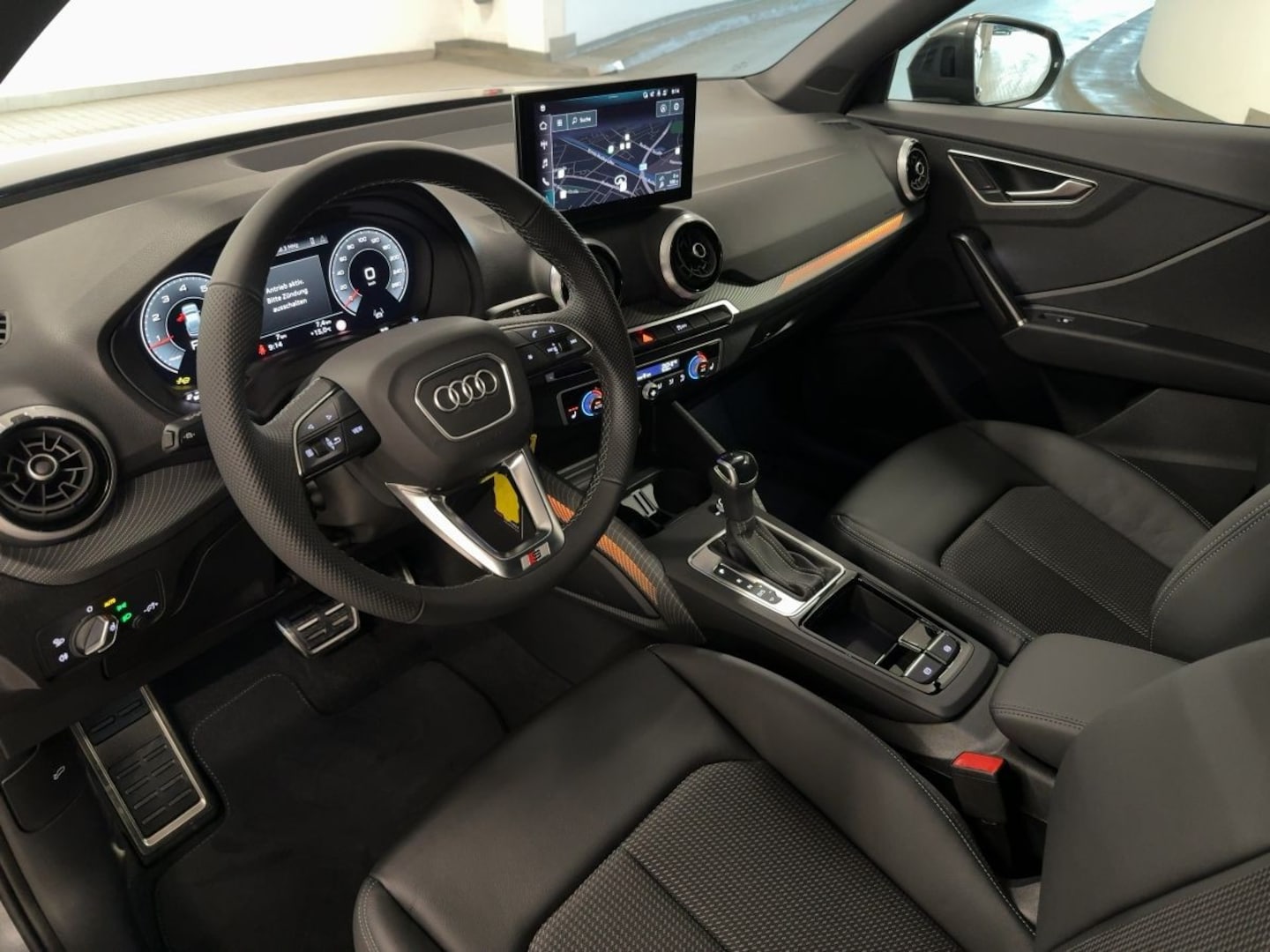 Bild über Audi Q2 S line 35 TFSI S tronic - für weitere Informationen kontaktieren Sie den Audi Partner
