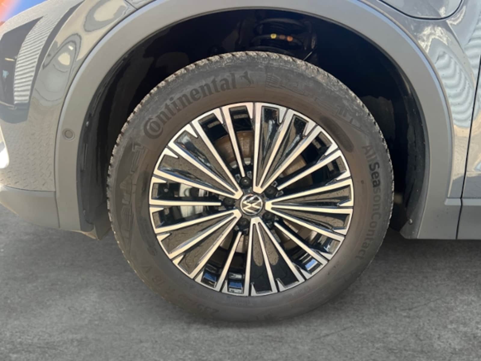 Volkswagen Tiguan – Bild 11