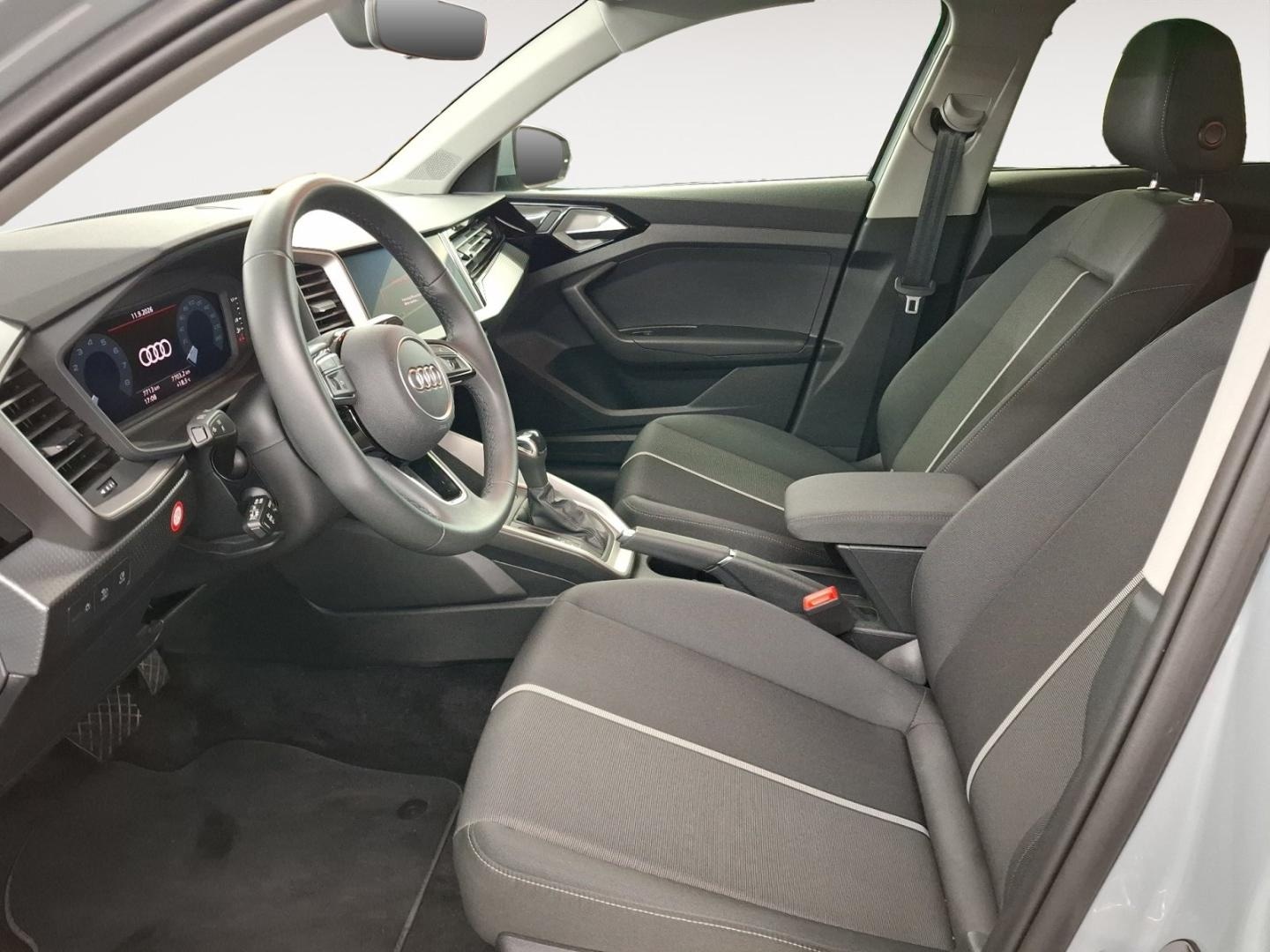 Bild über Audi A1 Sportback advanced 30 TFSI S tronic - für weitere Informationen kontaktieren Sie den Audi Partner