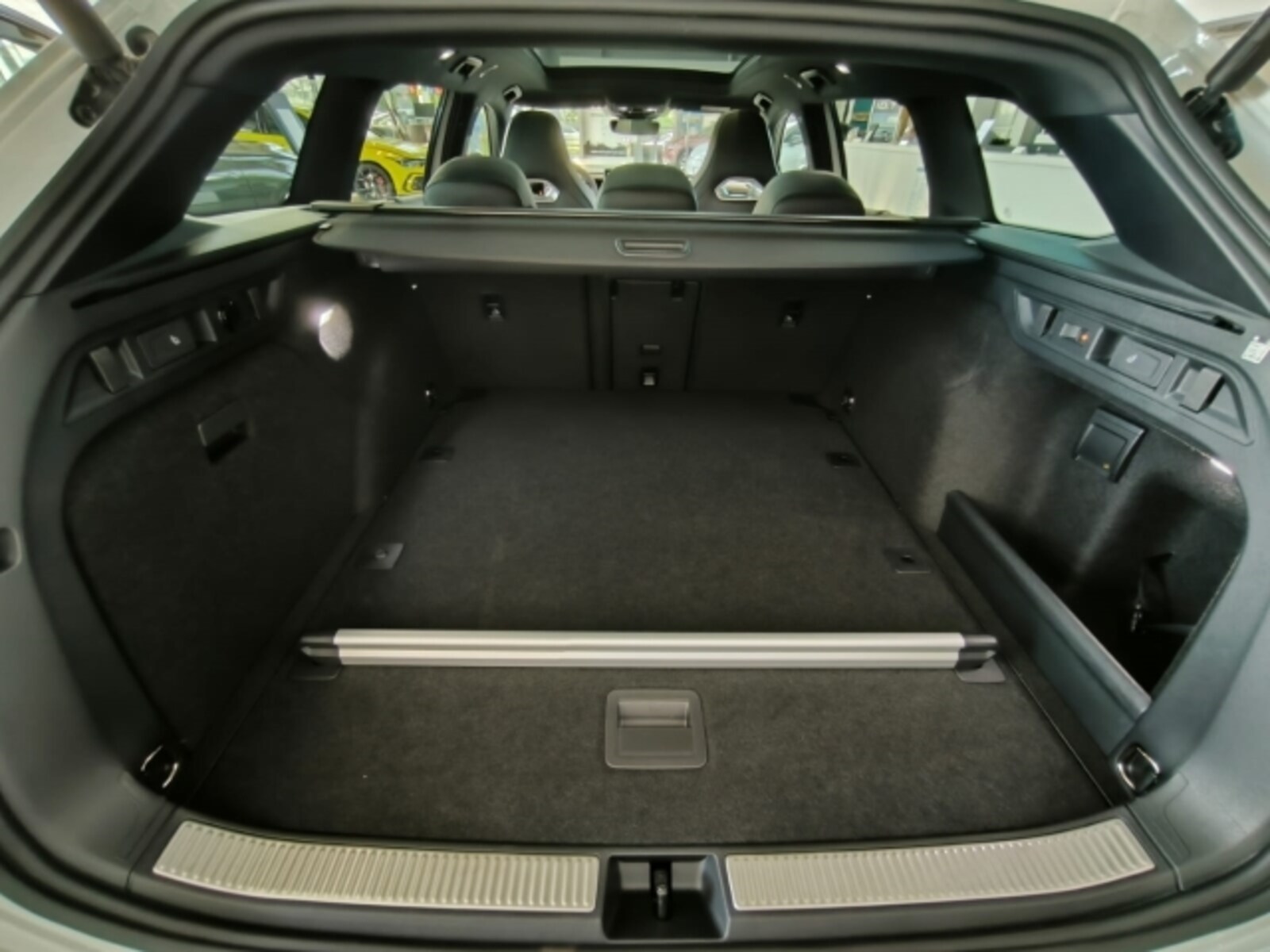 Volkswagen Passat – Bild 9