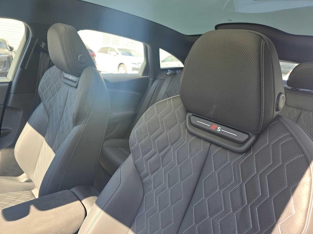 2025 Audi S6 Sportback e-tron Premium Plus - Photo 27
