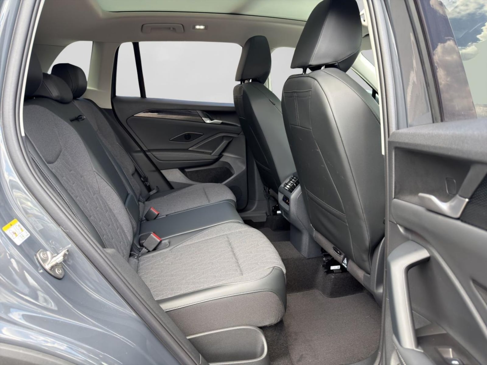 Volkswagen Tiguan – Bild 6