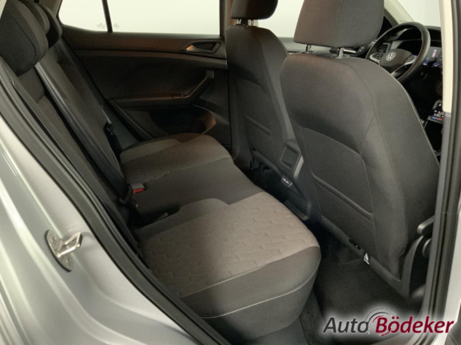 Volkswagen T-Cross – Bild 10