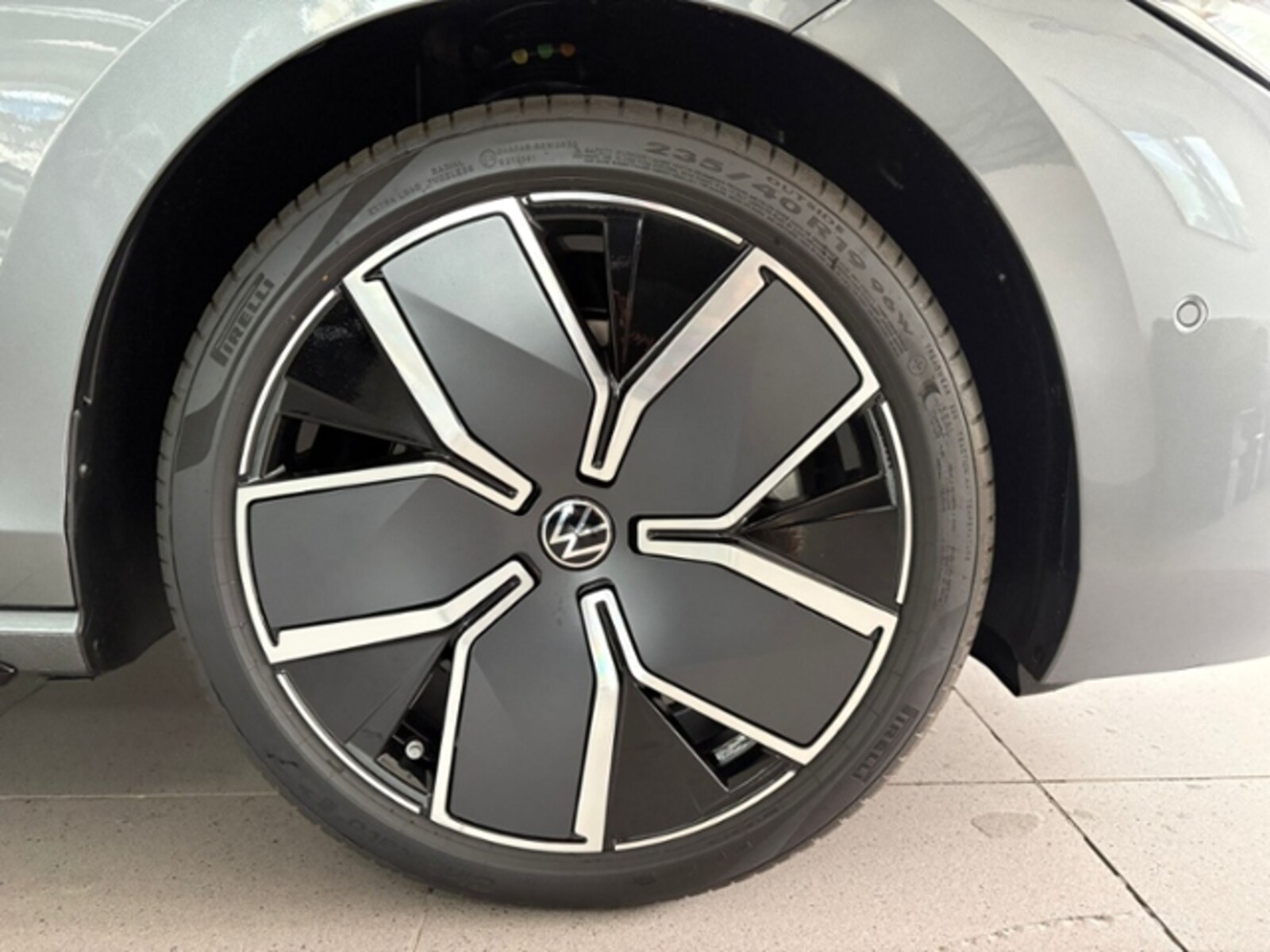 Volkswagen Passat – Bild 7
