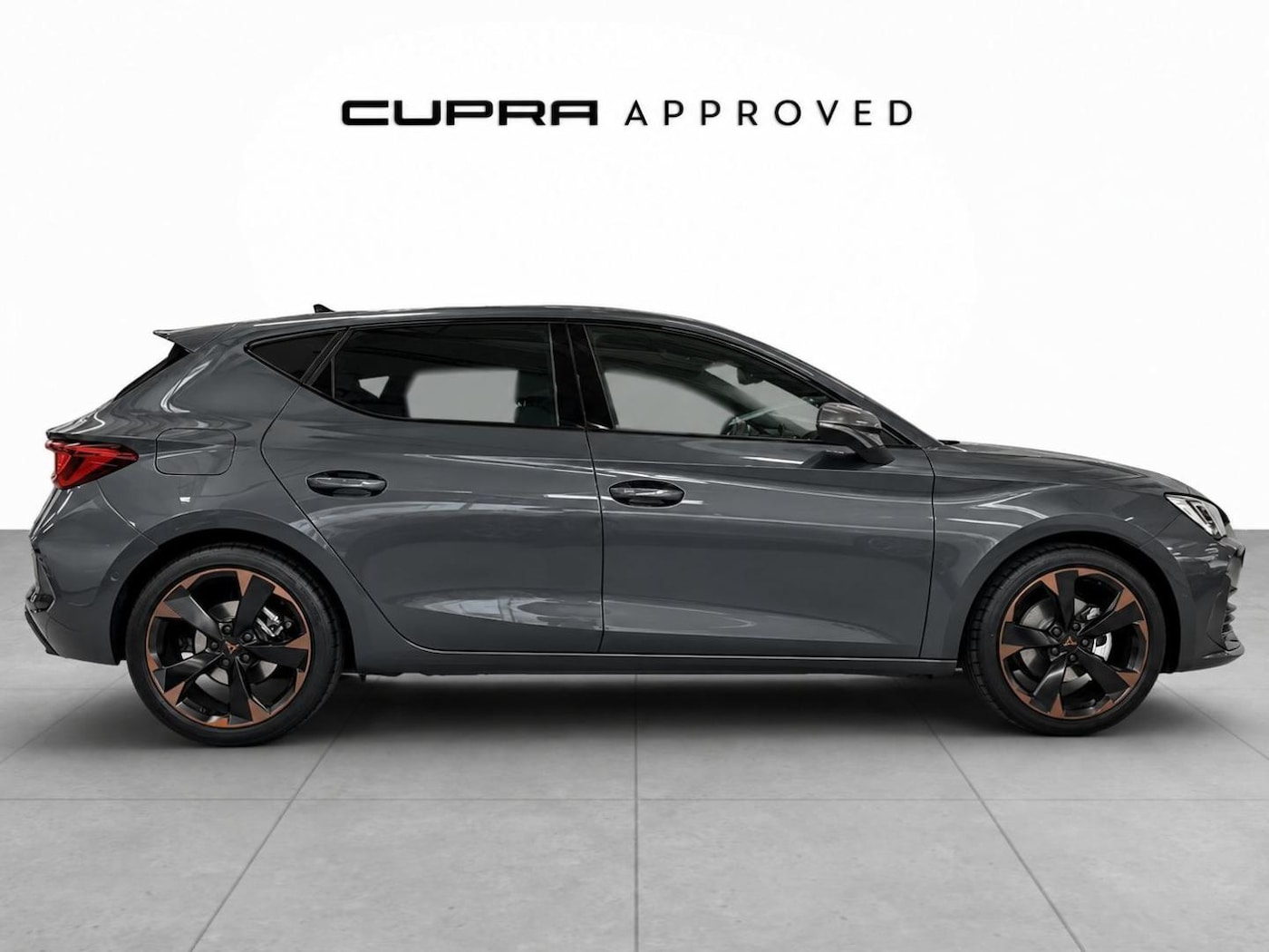CUPRA Leon León 1.5 eTSI DSG 110 kW (150 CV) — photo 3