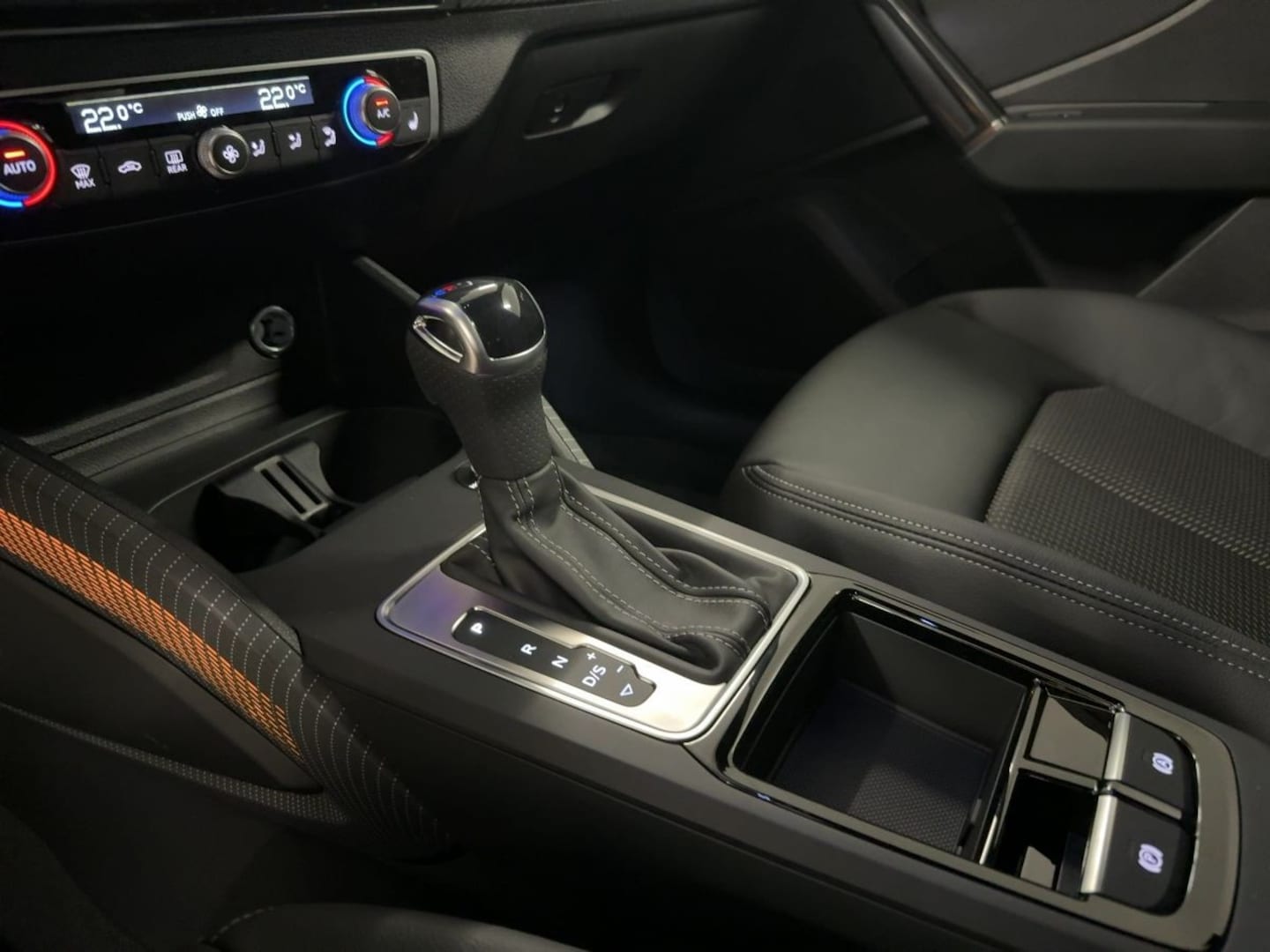 Bild über Audi Q2 S line 35 TFSI S tronic - für weitere Informationen kontaktieren Sie den Audi Partner