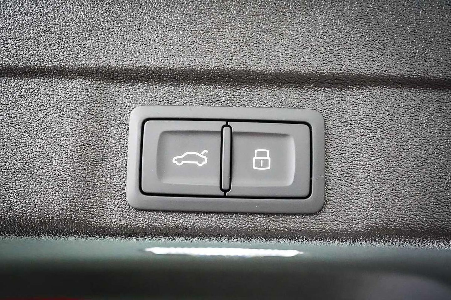 Image about Audi A5 Sedan TFSI e e-hybrid quattro 270 kW S tronic