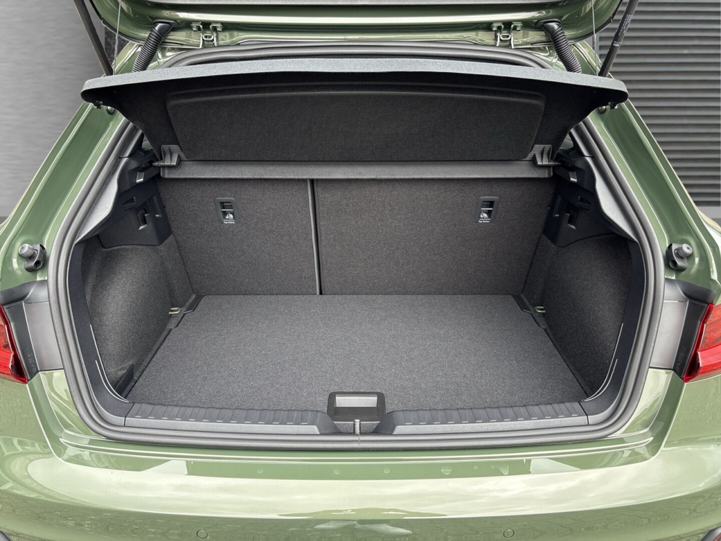 Bild über Audi A1 Sportback S line 25 TFSI S tronic - für weitere Informationen kontaktieren Sie den Audi Partner