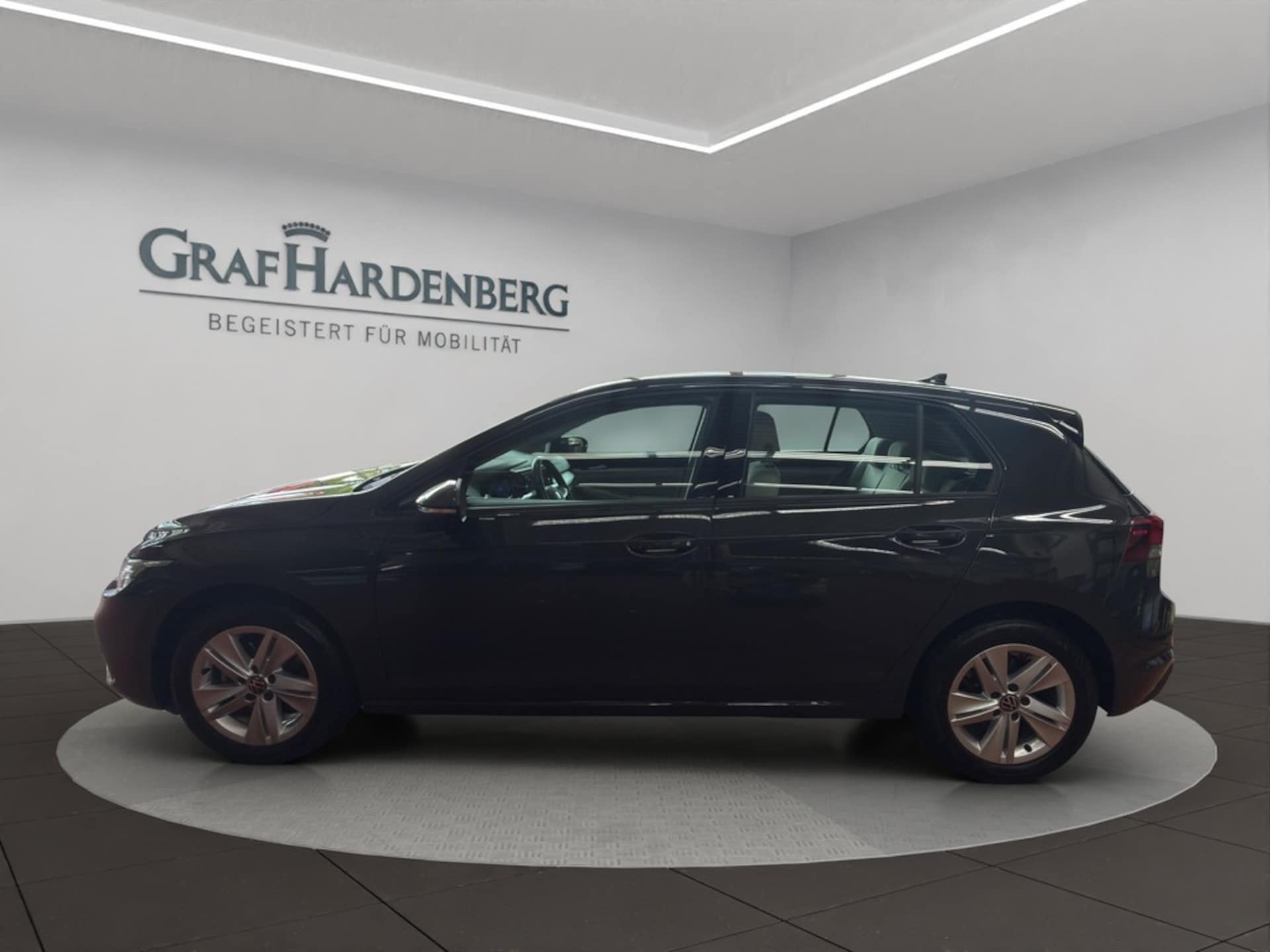 Volkswagen Golf Life